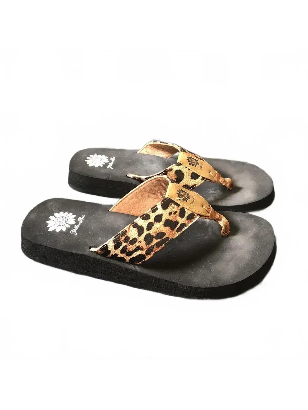 Yellow Box Leopard Print Thong Sandals Flip Flops Size 7 1/2 - Picture 2 of 9